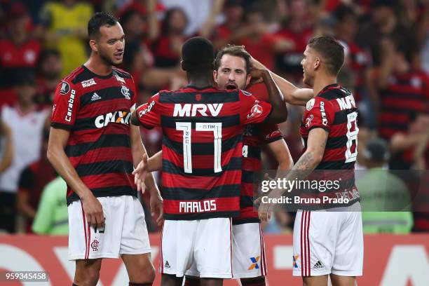 Players of Flamengo celebrates a scored goal during a Group Stage match between Flamengo and Emelec as part of Copa CONMEBOL Libertadores 2018 at...