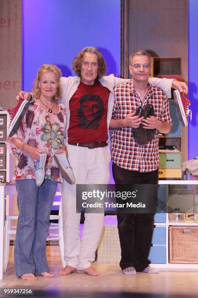 Winfried Glatzeder, Heinrich Schafmeister and Claudia Rieschel during the rehearsal photo call to 'Wir sind die Neuen' on May 16, 2018 in Hamburg,...