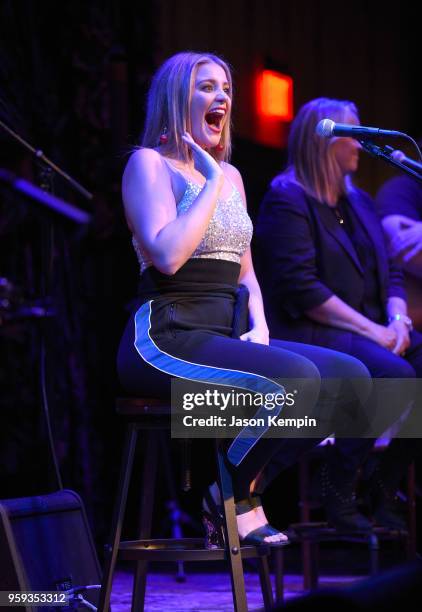 Lauren Alaina performs during A Songwriters Round Benefiting City Of Hope at Analog at the Hutton Hotel on May 16, 2018 in Nashville, Tennessee.