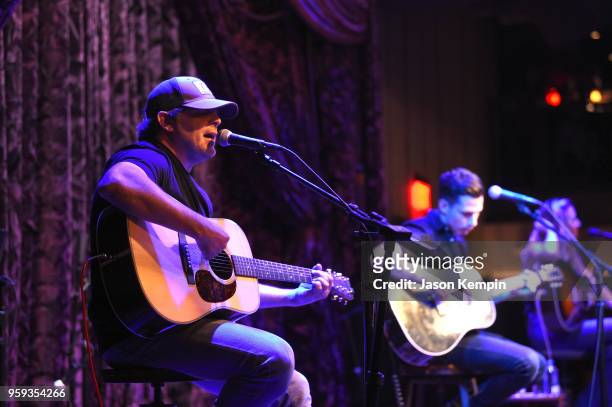 Rhett Akins and Devin Dawson perform during A Songwriters Round Benefiting City Of Hope at Analog at the Hutton Hotel on May 16, 2018 in Nashville,...