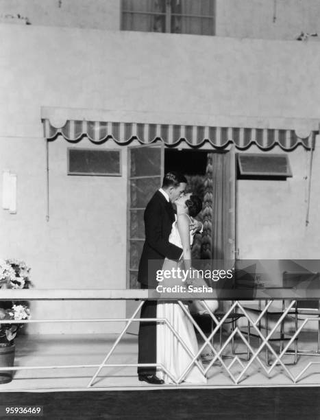 Gertrude Lawrence and Noel Coward in a production of Coward's play 'Private Lives' at the Phoenix Theatre, London, 12th September 1930.