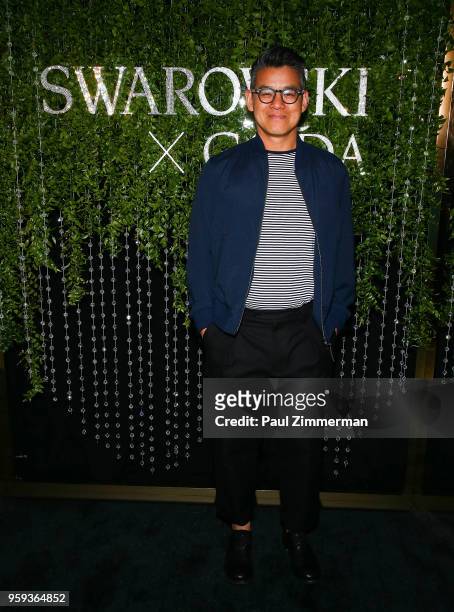 Peter Som attends the 2018 CFDA Fashion Awards' Swarovski Award For Emerging Talent Nominee Cocktail Party at DUMBO House on May 16, 2018 in New York...