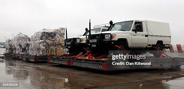 Consignment Loading Consignment Photos and Premium High Res Pictures - Getty Images