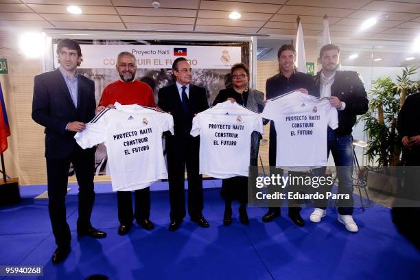 Raul Gonzalez, Jose Miguel de Haro, Florentino Perez, Yolette Azor-Charles, Sergio Ramos and Iker Casillas attend fundraising for Haiti press...