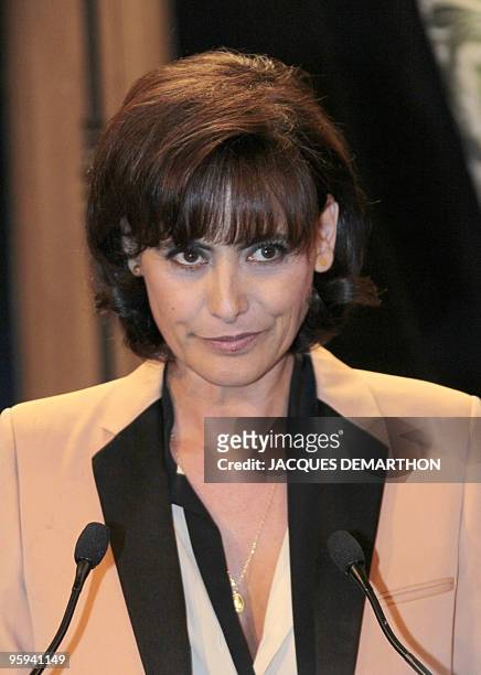 2,232 Supermodel Ines De La Fressange Stock Photos, High-Res Pictures, and  Images - Getty Images
