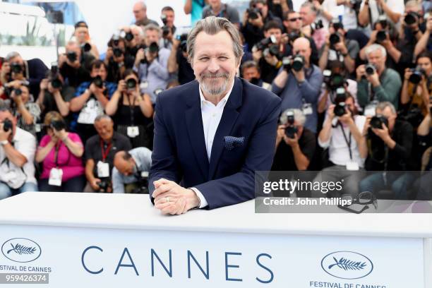 Actor Gary Oldman attends the Rendez-Vous with Gary Oldman Photocall during the 71st annual Cannes Film Festival at Palais des Festivals on May 17,...