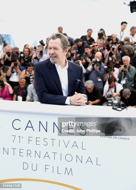 Gary Oldman attends the Rendez-Vous with Gary Oldman Photocall during the 71st annual Cannes Film Festival at Palais des Festivals on May 17, 2018 in...