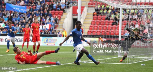 Emmanuel Gyabuaa of Italy celebrates his goal during the UEFA European Under-17 Championship Semi Final match between Italy and Belgium at the New...
