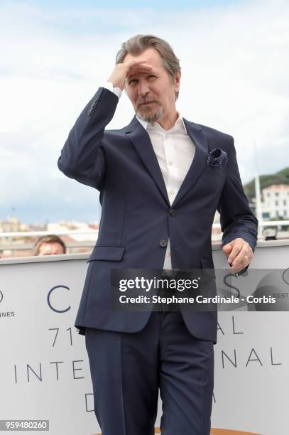 Gary Oldman attends Rendez-Vous With Gary Oldman Photocall during the 71st annual Cannes Film Festival at Palais des Festivals on May 17, 2018 in...