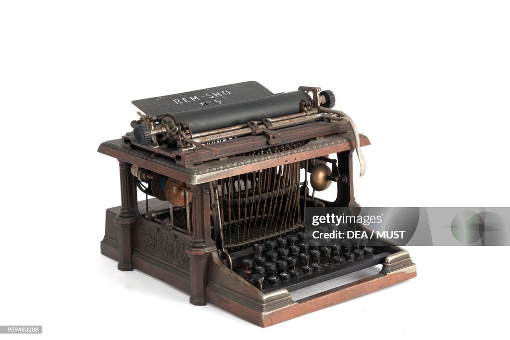 Rem-Sho 5 typewriter
