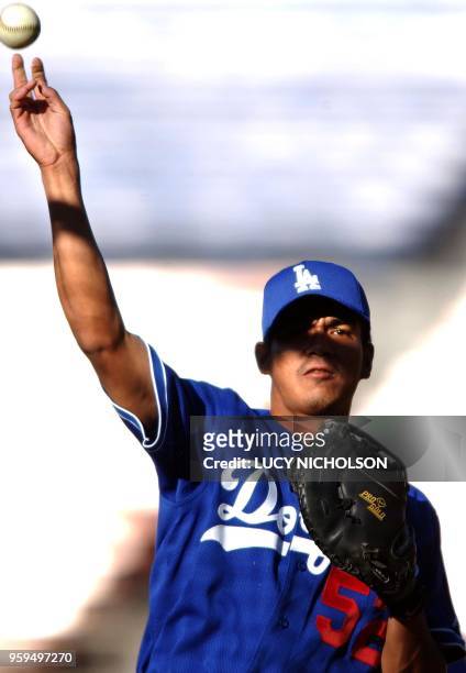 Los Angeles Dodgers' Taiwanese player Chin-Feng Chen warms up before the game against the San Fransisco Giants, in Los Angeles, CA, 16 September...