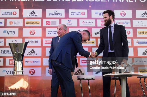 Sarunas Jasikevicius, Head Coach of Zalgiris Kaunas and Luigi Datome, #70 of Fenerbahce Dogus Istanbul during the 2018 Turkish Airlines EuroLeague F4...