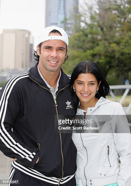 Fernando Gonzalez of Chile and his partner Daniela Castillo pose before going on a boat ride along the Yarra River during day six of the 2010...