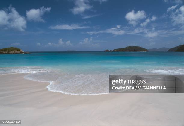 Cinnamon Bay Beach, Virgin Islands National Park, island of Saint John, US Virgin Islands, United States of America.