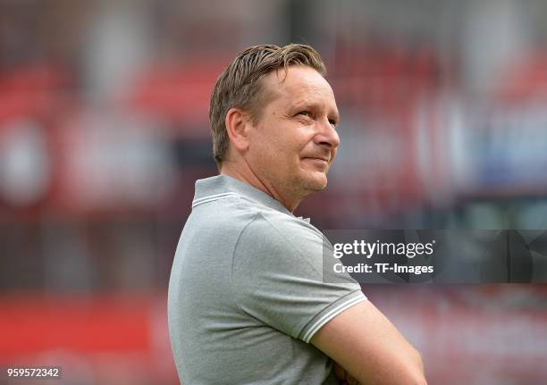 Horst Heldt of Hannover looks on prior to the Bundesliga match between Bayer 04 Leverkusen and Hannover 96 at BayArena on May 12, 2018 in Leverkusen,...