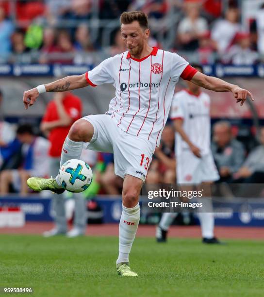 Adam Bodzek of Duesseldorf controls the ball during the Second Bundesliga match between 1. FC Nuernberg and Fortuna Duesseldorf at...