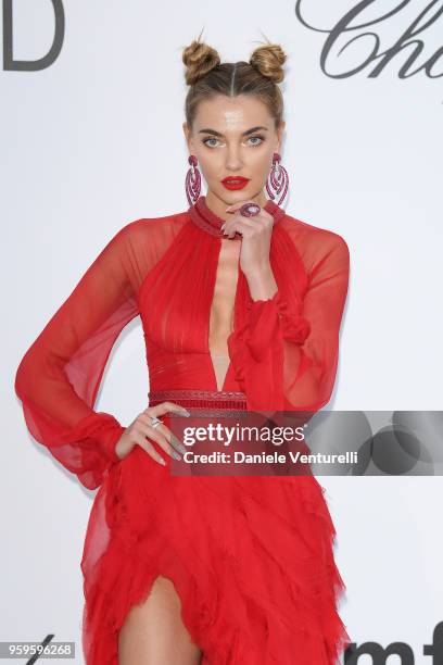 Alina Baikova arrives at the amfAR Gala Cannes 2018 at Hotel du Cap-Eden-Roc on May 17, 2018 in Cap d'Antibes, France.