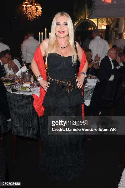 Monika Bacardi attends the amfAR Gala Cannes 2018 dinner at Hotel du Cap-Eden-Roc on May 17, 2018 in Cap d'Antibes, France.