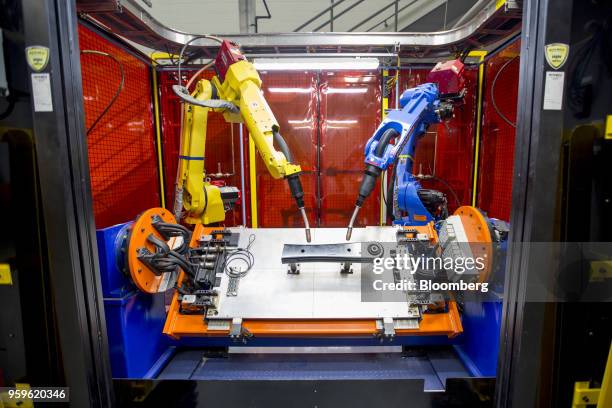 Martinrea Rails 25 Martinrea International Stock Photos, High-Res Pictures, and Images ...