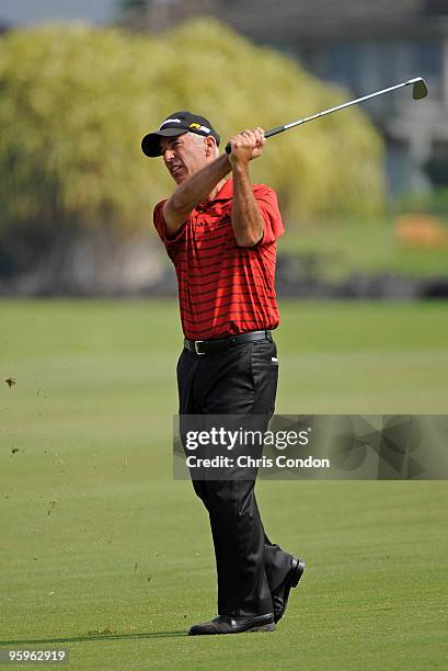 Corey Pavin hits from the 16th fairway during the first round of the Mitsubishi Electric Championship at Hualalai held at Hualalai Golf Club on...