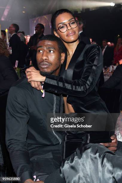 Iman Shumpert and Teyana Taylor attend the amfAR Gala Cannes 2018 dinner at Hotel du Cap-Eden-Roc on May 17, 2018 in Cap d'Antibes, France.