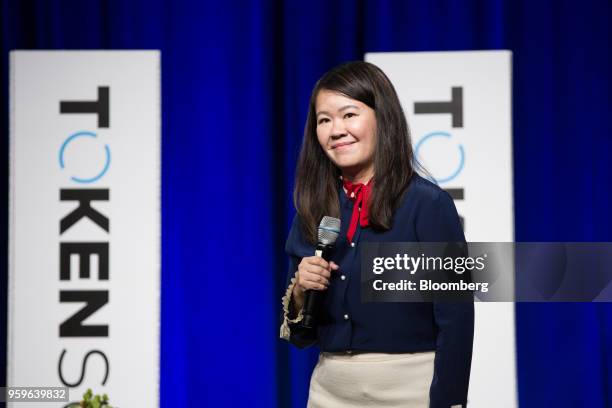 Lisa Ching Software 204 Lisa Cheng Stock Photos, High-Res Pictures, and Images - Getty Images