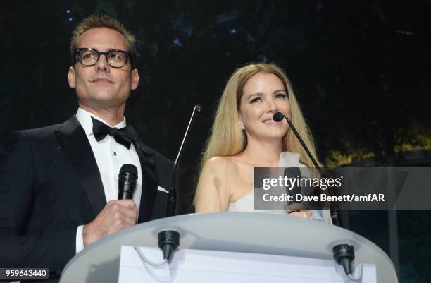 Gabriel Mach and Jacinda Barrett attend the amfAR Gala Cannes 2018 at Hotel du Cap-Eden-Roc on May 17, 2018 in Cap d'Antibes, France.