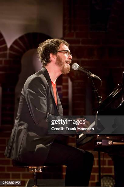 American singer Ben Folds performs live on stage during a concert at the Passionskirche on May 17, 2018 in Berlin, Germany.