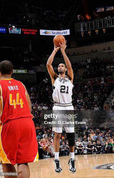 Tim Duncan of the San Antonio Spurs scores his 20,000 point on a jumpshot during the game against the Houston Rockets on January 22, 2010 at the AT&T...
