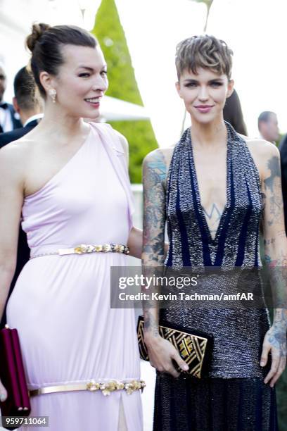 Milla Ruby 354 Kevin Milla Stock Photos, High-Res Pictures, and Images - Getty Images