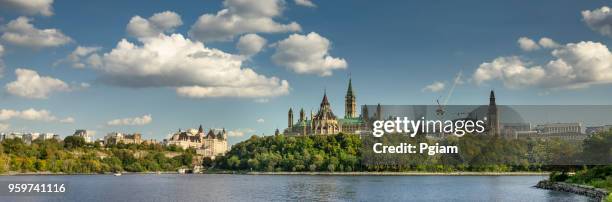 parliament hill in ottawa ontario canada - ottowa river stock pictures, royalty-free photos & images