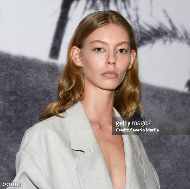Model poses backstage ahead of the Christopher Esber show at Mercedes-Benz Fashion Week Resort 19 Collections at MCM House on May 16, 2018 in Sydney,...