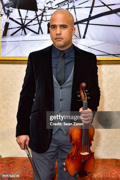 Roumain Photos and Premium High Res Pictures - Getty Images