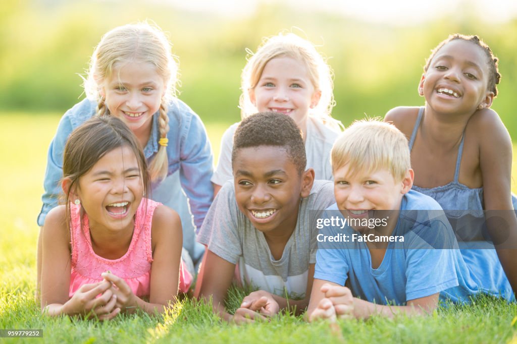 Happy Kids Verlegung In Grass