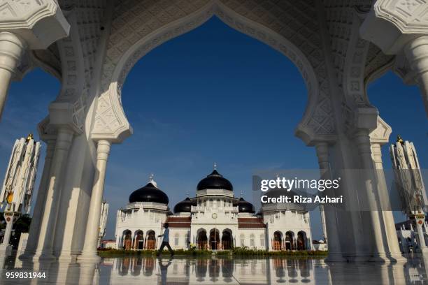 grande moschea baiturrahman - mesjid raya baiturrahman foto e immagini stock