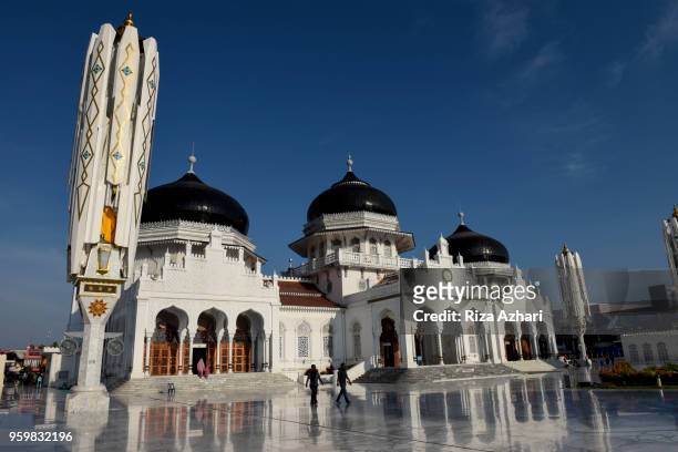 grande moschea baiturrahman - mesjid raya baiturrahman foto e immagini stock