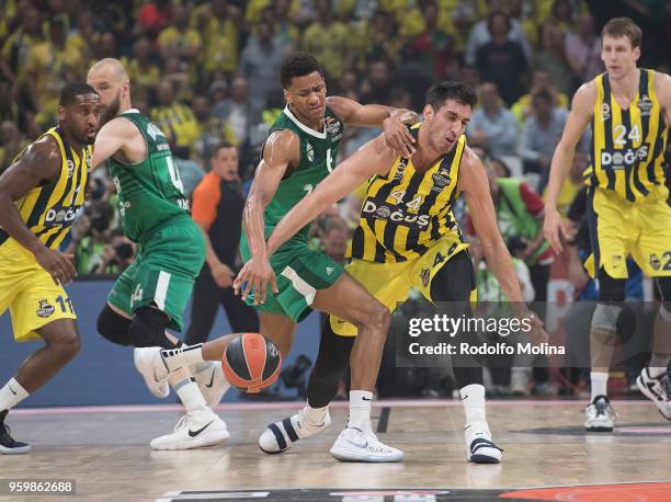 Axel Toupane, #6 of Zalgiris Kaunas competes with Ahmet Duverioglu, #44 of Fenerbahce Dogus Istanbul during the 2018 Turkish Airlines EuroLeague F4...