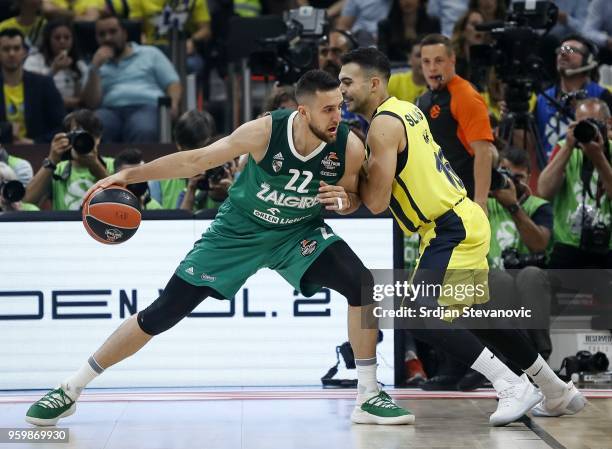 Vasilije Micic of Zalgiris in action against Kostas Sloukas of Fenerbahce during the Turkish Airlines Euroleague Final Four Belgrade 2018 Semifinal...