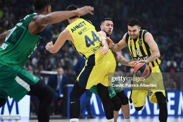 Kostas Sloukas, #16 of Fenerbahce Dogus Istanbul competes with Vasilije Micic, #22 of Zalgiris Kaunas during the 2018 Turkish Airlines EuroLeague F4...