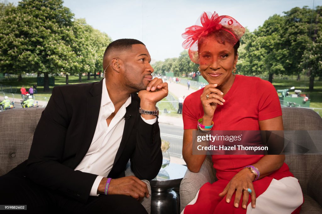 MICHAEL STRAHAN, ROBIN ROBERTS