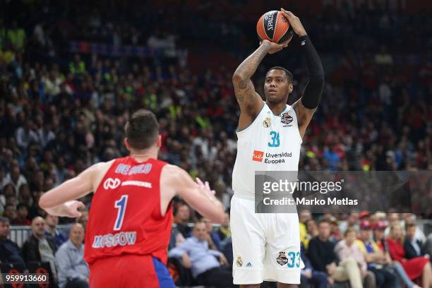 Trey Thompkins, #33 of Real Madrid competes with Nando de Colo, #1 of CSKA Moscow during the 2018 Turkish Airlines EuroLeague F4 Semifnal B game...