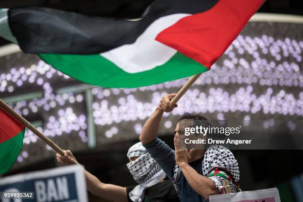 Members of the Palestinian community, fellow Muslims and their supporters rally in support of the Palestinian people in the wake of the recent...