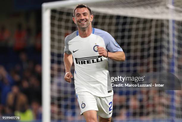 Giorgios Karagounis of Inter Forever celebrates his goal during Chelsea Legends v Inter Forever at Stamford Bridge on May 18, 2018 in London, England.