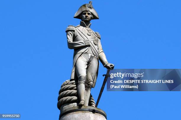 lord horatio nelson (nelson's column by william railton) - ネルソンの記念碑 ストックフォトと画像