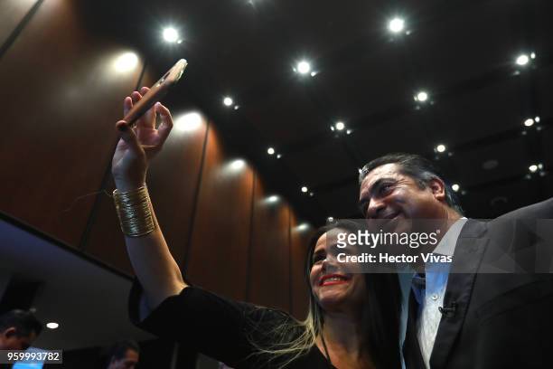 Jaime Rodriguez Calderon independent presidential candidate poses for pictures during a conference as part of the 'Dialogues: Mexico Manifesto' Event...