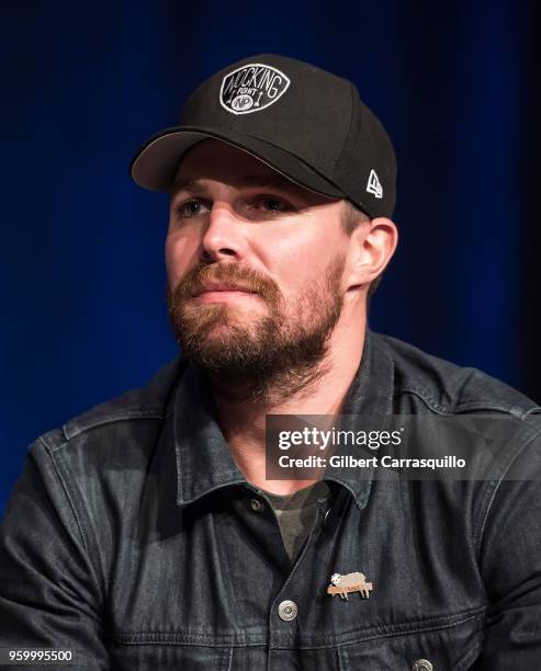 Actor Stephen Amell attends the 2018 Wizard World Comic Con at Pennsylvania Convention Center on May 18, 2018 in Philadelphia, Pennsylvania.