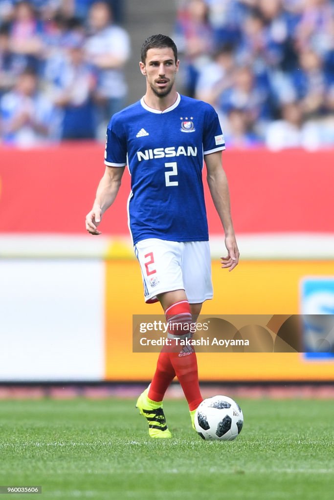 Yokohama F.Marinos v V-Varen Nagasaki - J.League J1