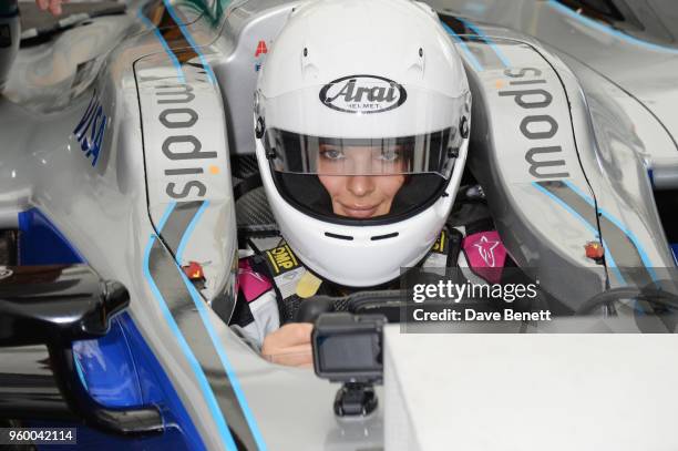 Emily Ratajkowski attends ABB FIA Formula E BMW i Berlin E-Prix 2018 on May 19, 2018 in Berlin, Germany.