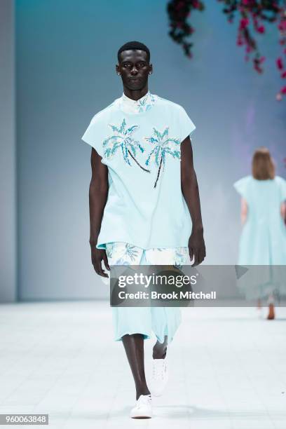 Model walks the runway during theResort Review show at Mercedes-Benz Fashion Week Australia - Weekend Edition at Carriageworks on May 19, 2018 in...