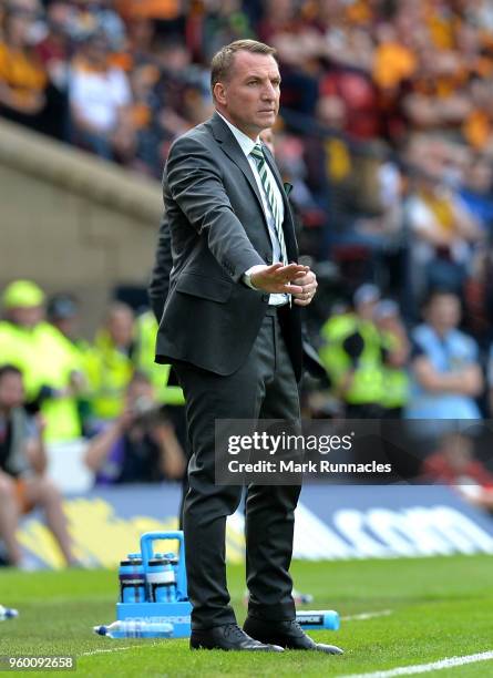 Brendan Rodgers manager of Celtic gives his team instructions during the Scottish Cup Final between Motherwell and Celtic at Hampden Park on May 19,...